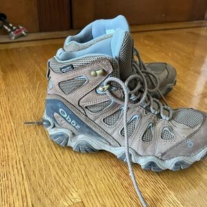 Women’s Hiking Boots - Brown and Blue